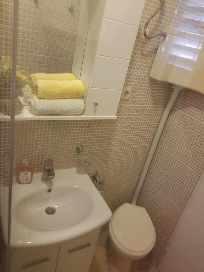 Apartman Bogdan Jelsa  Ngoại thất bức ảnh