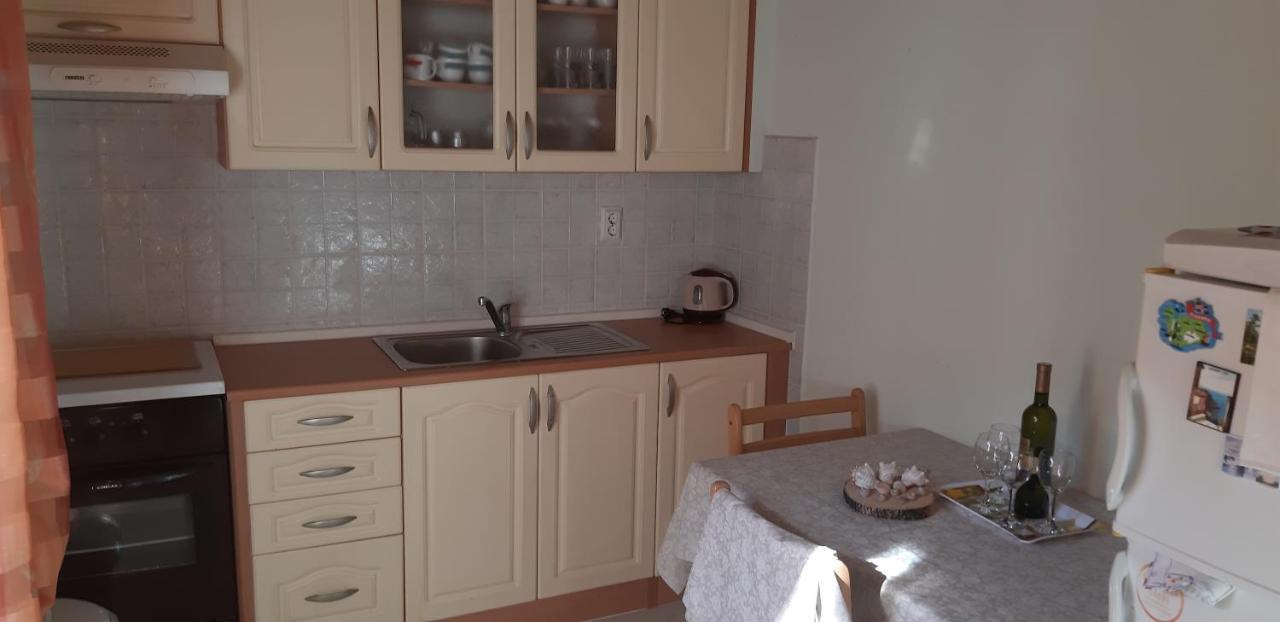 Apartman Bogdan Jelsa  Ngoại thất bức ảnh